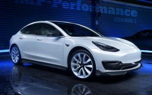 Tesla модель вай